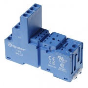 Розетка Finder 94.02 с винтовыми клеммами для реле 55.32 (с зажимной клетью)